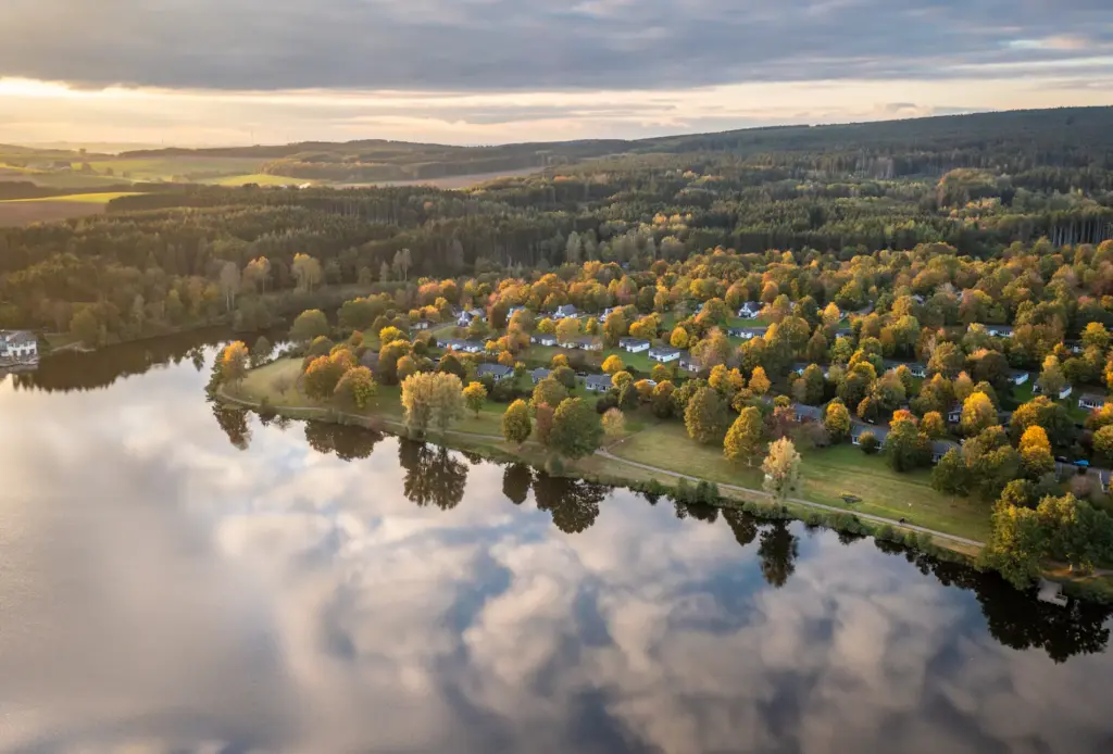 Kell am See Luftaufnahme im Herbst