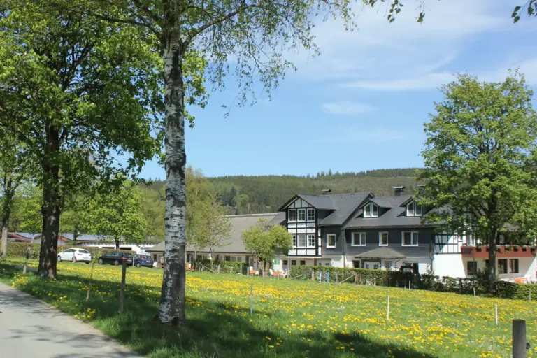 Außenansicht des Hof Kilbe im Sauerland