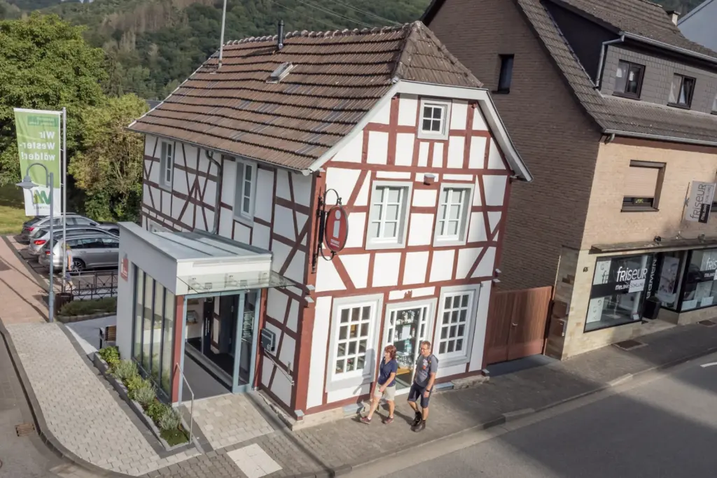 Barrierefreie Tourist-Info im Fachwerkhaus in Waldbreitbach